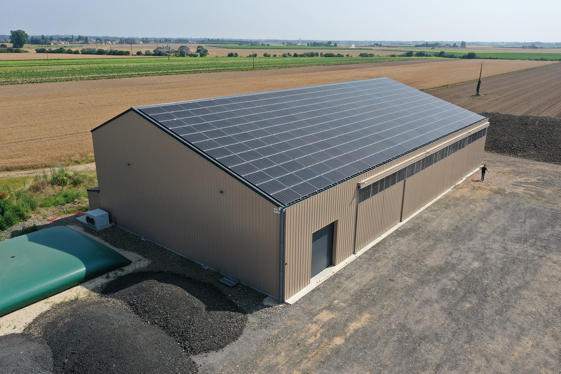 découvrez comment bénéficier d'installations photovoltaïques gratuites pour produire votre propre électricité solaire. informez-vous sur les aides financières, les subventions et les solutions écologiques qui vous permettent de réduire vos factures tout en préservant l'environnement.