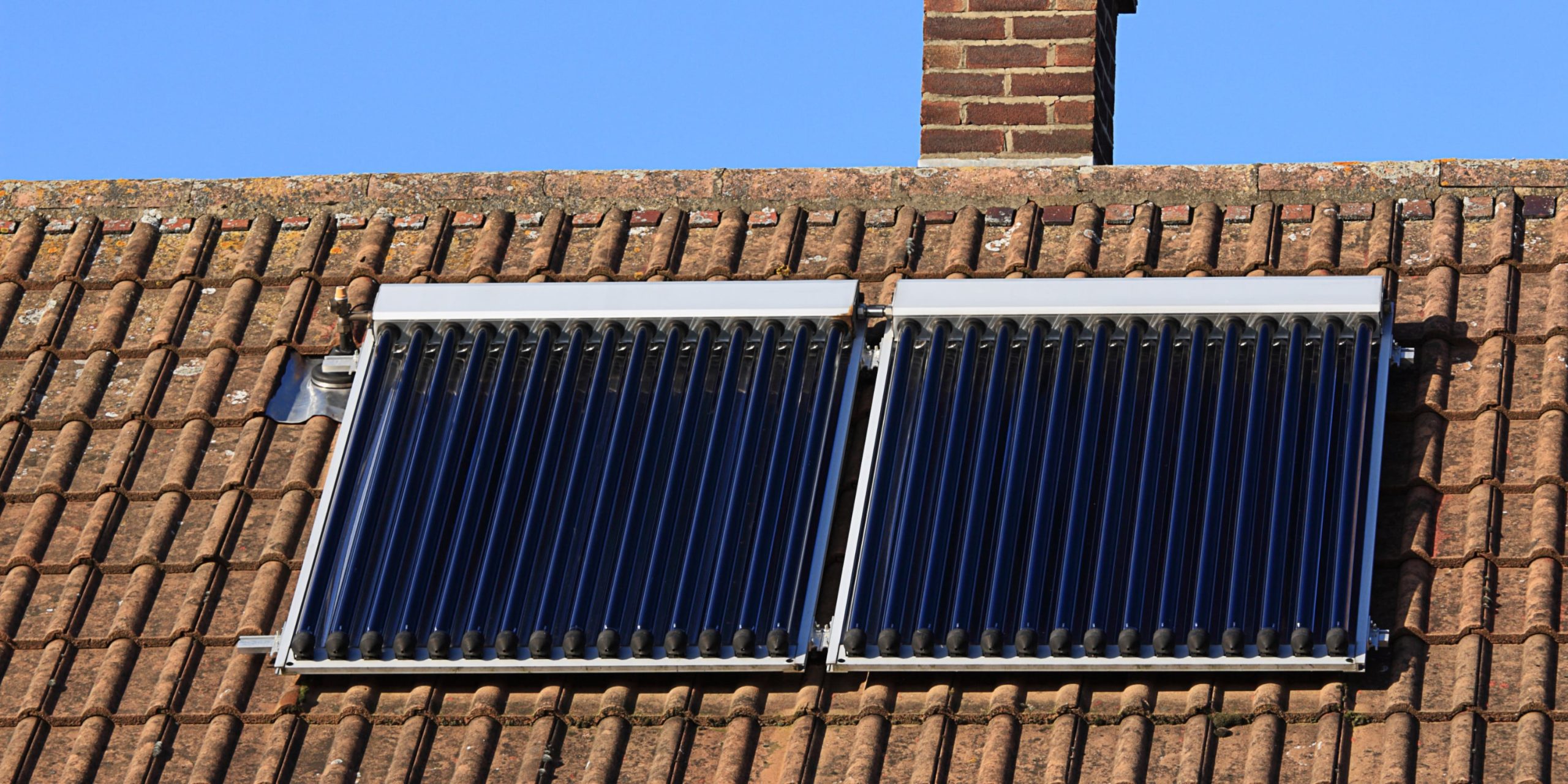 découvrez les prix des chauffe-eaux solaires et optimisez votre investissement dans une énergie renouvelable. comparez les modèles, les avantages et les économies d'énergie possibles pour faire le choix idéal pour votre maison.