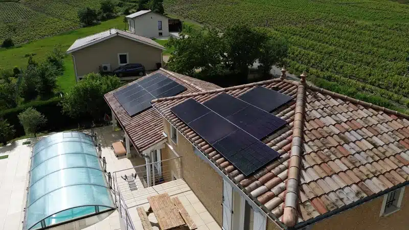 découvrez les tendances et les prix des panneaux solaires en 2025. informez-vous sur les facteurs influençant les coûts et trouvez des solutions durables pour votre énergie.