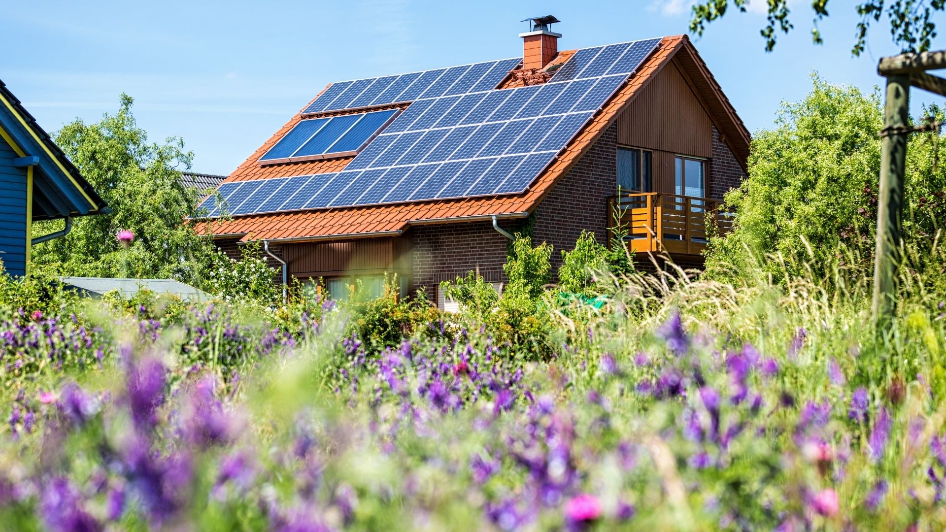 découvrez comment optimiser la surface des panneaux photovoltaïques sur votre maison pour maximiser la production d'énergie solaire. apprenez à choisir le bon emplacement, la taille idéale et les meilleures pratiques d'installation pour tirer le meilleur parti de votre système solaire.
