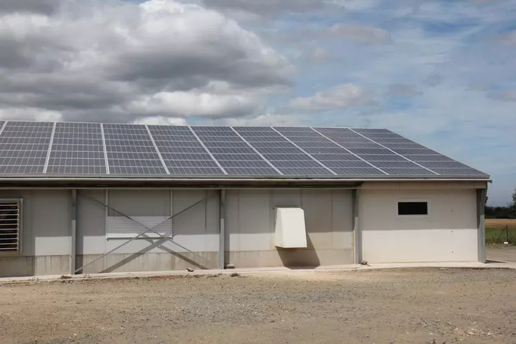 découvrez comment vendre des panneaux solaires et contribuer à une énergie durable tout en générant des revenus. apprenez les meilleures stratégies, astuces de vente et avantages écologiques pour booster votre activité dans le secteur de l'énergie renouvelable.