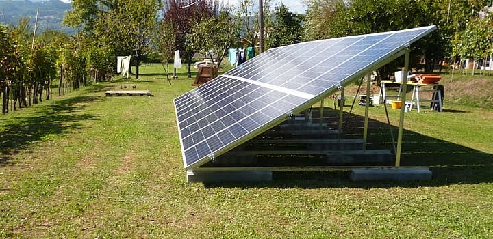 découvrez comment bénéficier d'une aide pour l'installation de panneaux solaires en france. informez-vous sur les subventions, les crédits d'impôt et les aides financières disponibles pour rendre votre projet solaire accessible et rentable.