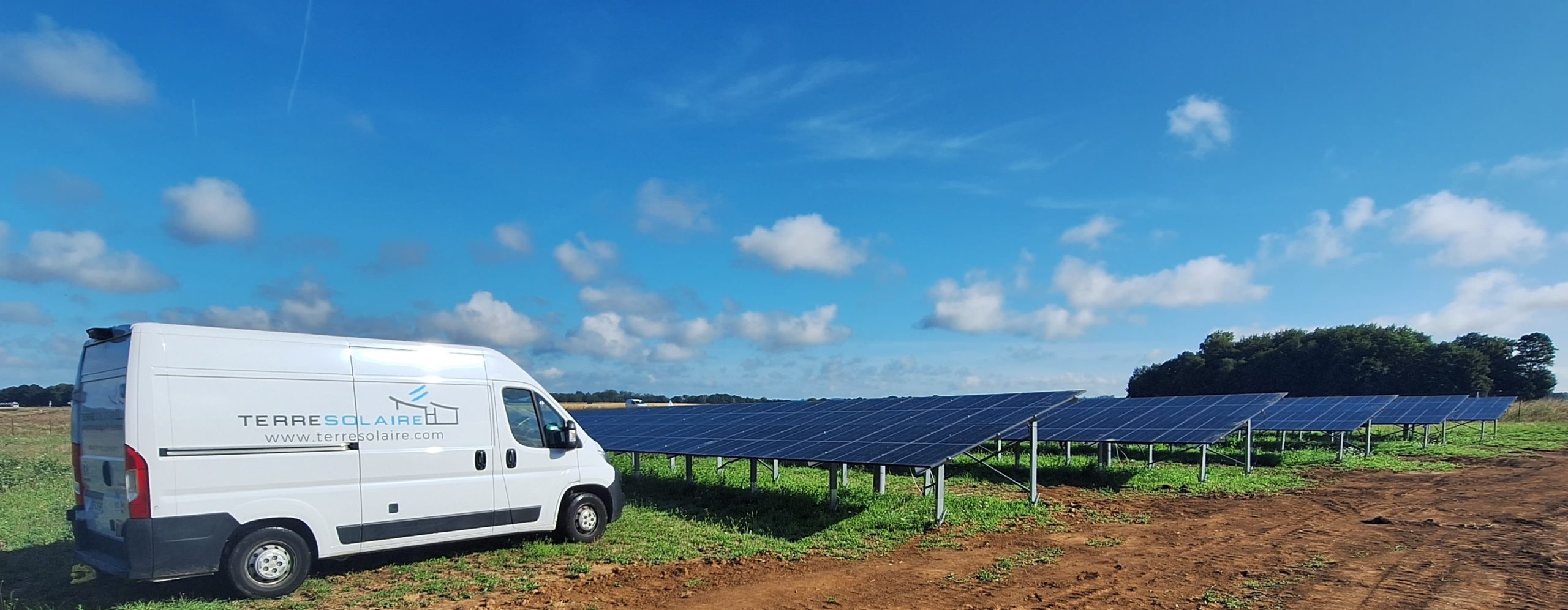 découvrez notre guide complet pour bénéficier d'aides financières pour l'installation de panneaux solaires en 2025. optimisez votre investissement, réduisez votre facture d'énergie et contribuez à un avenir durable grâce à nos conseils et informations sur les subventions disponibles.