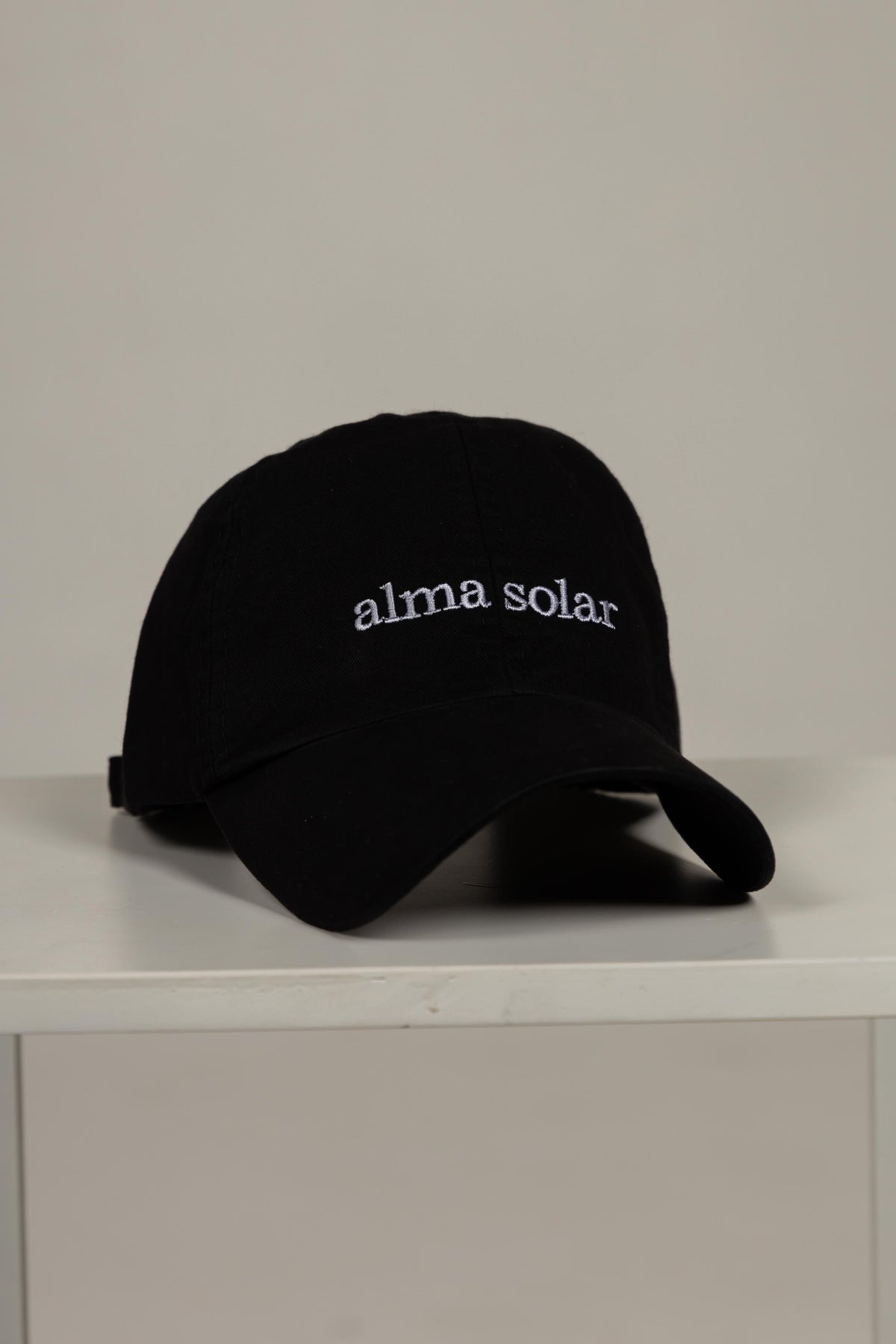 découvrez alma solar shop, votre boutique en ligne dédiée aux solutions solaires innovantes. explorez notre gamme de panneaux solaires, d'accessoires et de conseils pour un avenir plus durable. économisez sur vos factures d'énergie tout en préservant l'environnement avec nos produits de haute qualité.