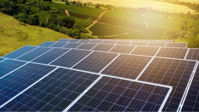 découvrez les avantages et inconvénients de l'énergie solaire par rapport à celle à essence. analysez les performances, l'impact environnemental et les coûts pour faire un choix éclairé sur vos sources d'énergie.