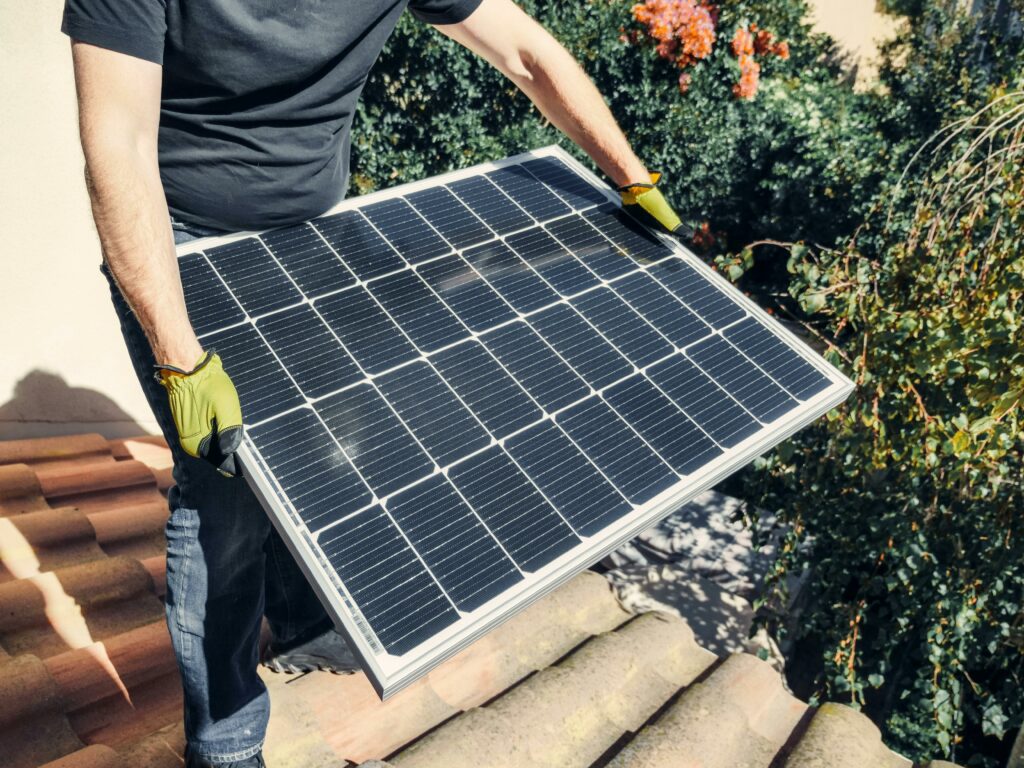 découvrez les avantages d'un panneau solaire de 6 kva : performance énergétique, économies sur vos factures d'électricité, impact environnemental réduit et valorisation de votre patrimoine. optez pour une solution durable et écologique tout en réalisant des économies à long terme.