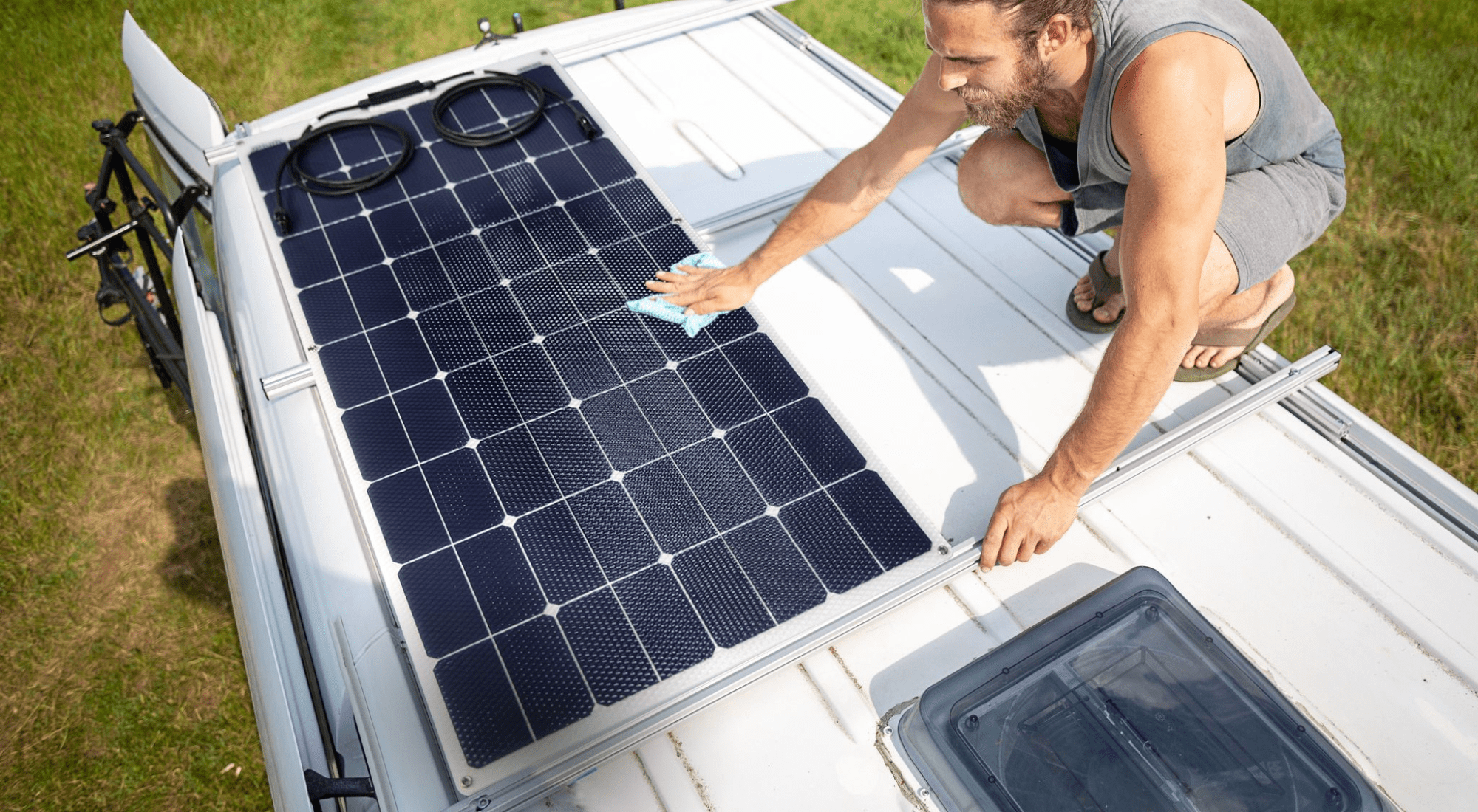 découvrez les multiples avantages des panneaux solaires 12v : efficacité énergétique, autonomie accrue, respect de l'environnement et économies sur vos factures d'électricité. optez pour une solution durable et écologique pour vos besoins énergétiques.