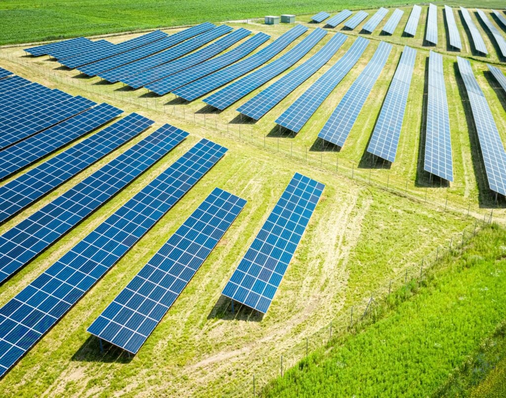 découvrez les avantages et les innovations des centrales solaires orbitales, qui exploitent l'énergie solaire depuis l'espace pour alimenter la terre en énergie propre et durable. explorez comment cette technologie révolutionnaire pourrait transformer notre approvisionnement énergétique et contribuer à la lutte contre le changement climatique.