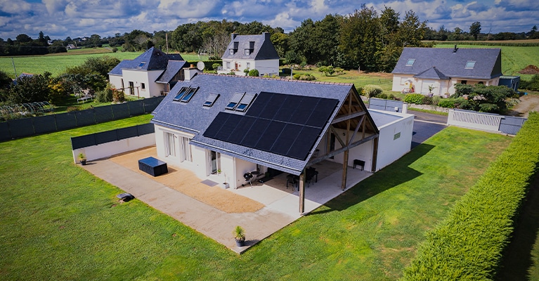 découvrez les avantages de la consommation solaire pour une énergie propre et durable. apprenez comment optimiser l'utilisation de l'énergie solaire dans votre quotidien et contribuez à un avenir plus respectueux de l'environnement.