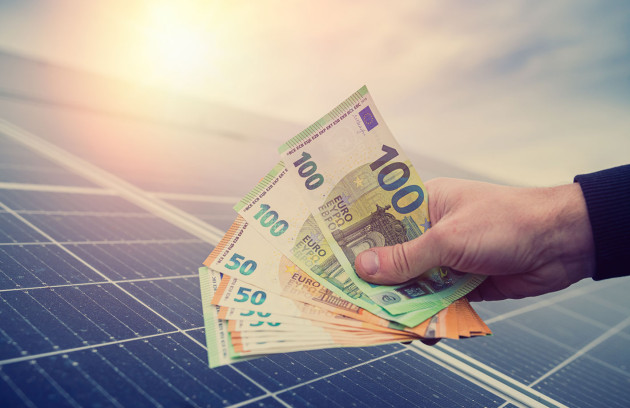 découvrez les coûts des panneaux photovoltaïques et comment ils peuvent vous faire économiser sur votre facture d'électricité. analyse des prix, aides financières et retours sur investissement pour un projet énergétique durable.