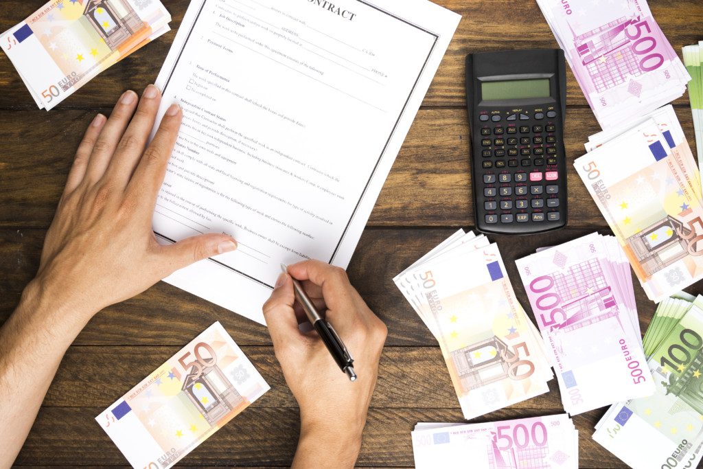 découvrez comment déclarer vos revenus issus de la production d'énergie photovoltaïque. cliquez ici pour des conseils pratiques et des informations essentielles pour une déclaration réussie et conforme aux normes fiscales.