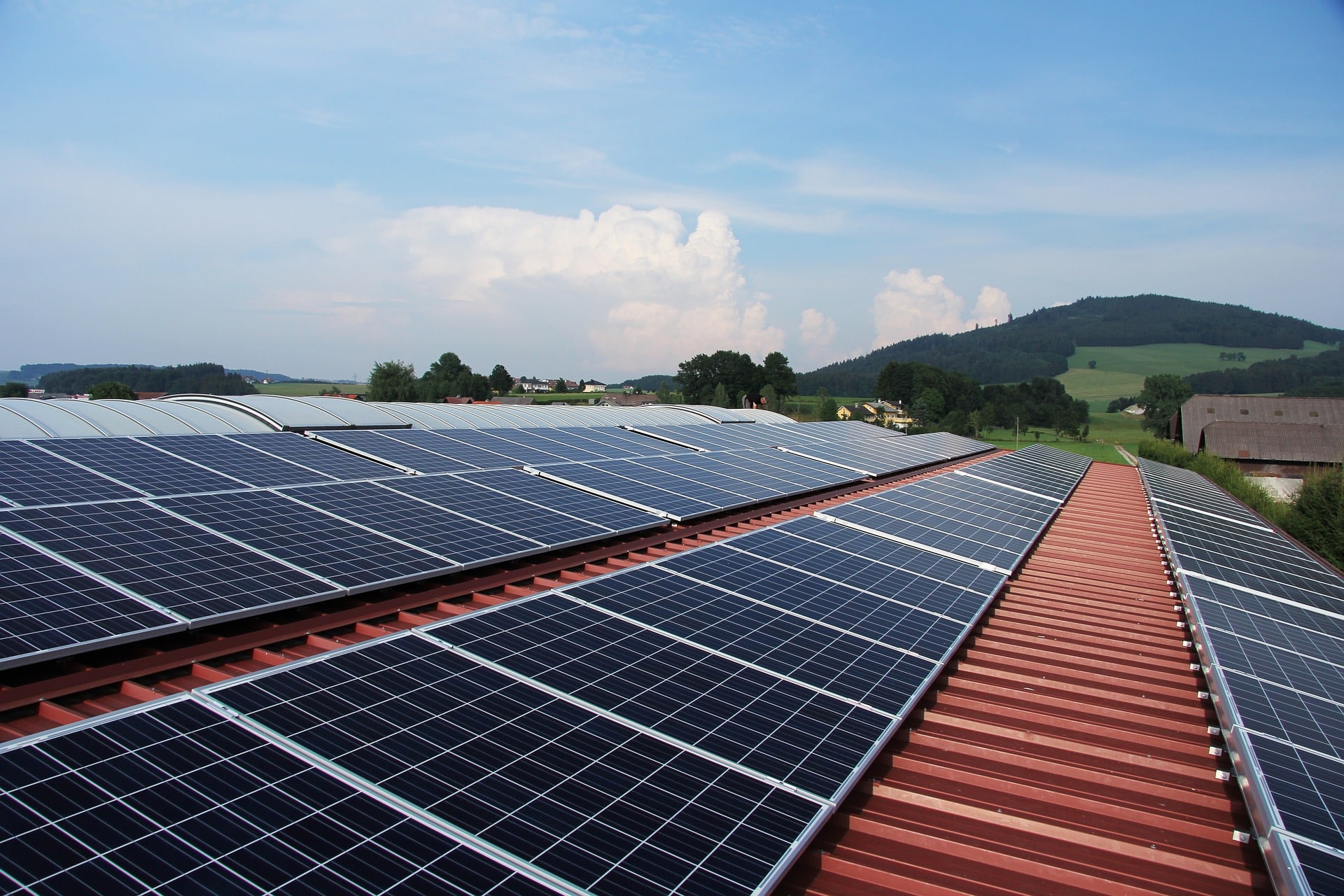 découvrez les différences essentielles entre la lumière et l'énergie solaire. apprenez comment ces deux concepts interagissent et influencent notre quotidien, ainsi que leur impact sur l'environnement et les technologies renouvelables.