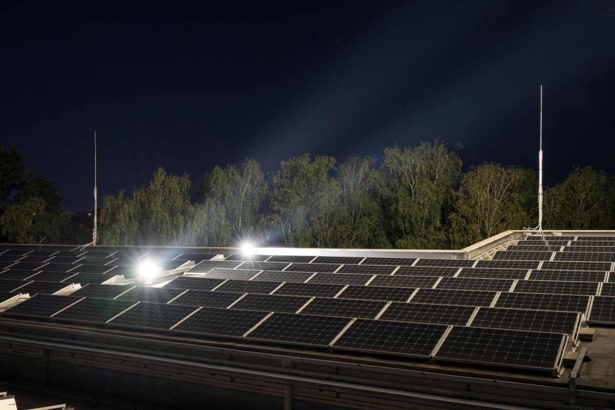découvrez l'électricité nocturne, une solution innovante pour réduire vos factures d'énergie tout en assurant un éclairage efficace et écologique la nuit. apprenez comment maîtriser votre consommation d'énergie et profiter d'une ambiance nocturne chaleureuse avec nos conseils pratiques.