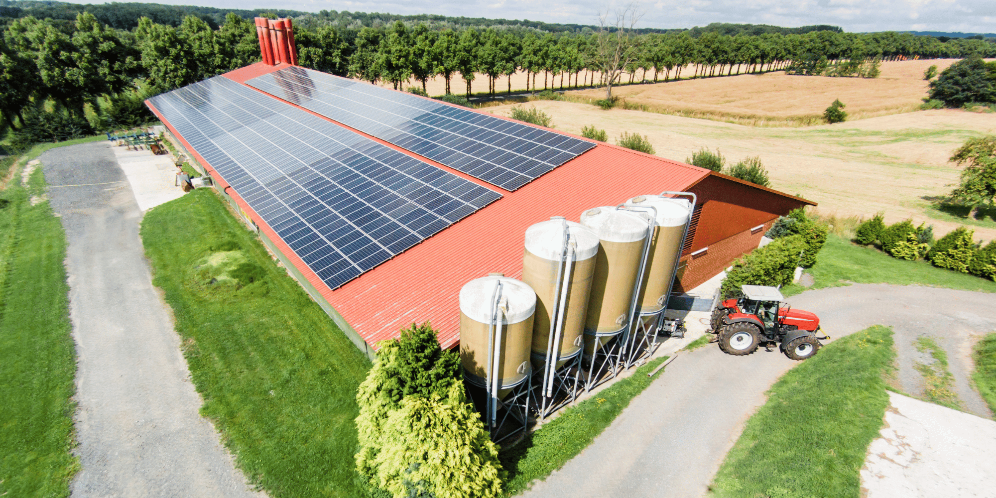 découvrez notre guide pratique sur les fermes solaires ! apprenez tout sur leur fonctionnement, les avantages de l'énergie solaire, et comment créer une ferme solaire rentable et durable. idéal pour les passionnés d'écologie et les investisseurs en quête de nouvelles opportunités.
