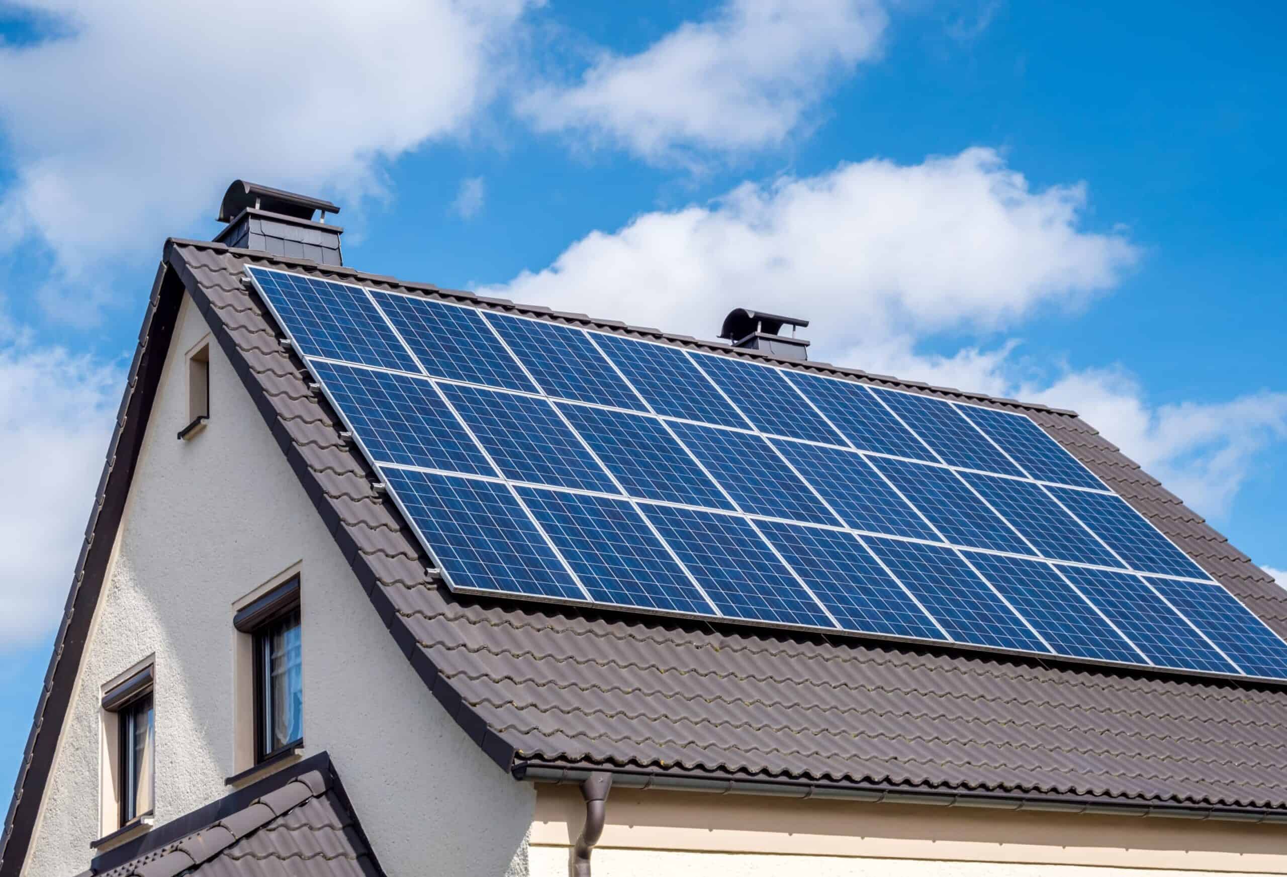 découvrez les inconvénients des panneaux solaires, notamment les coûts d'installation, l'intermittence de la production d'énergie, et la nécessité d'un espace adapté. informez-vous pour bien évaluer les avantages et les limites de cette source d'énergie renouvelable.
