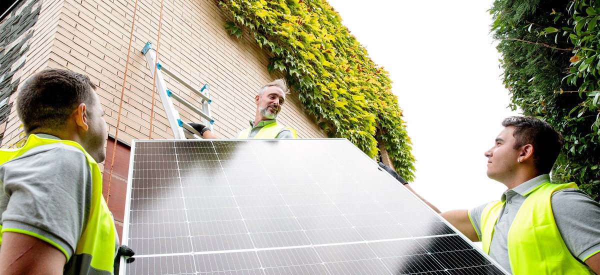 découvrez notre kit solaire castorama, une solution complète et accessible pour produire votre propre énergie renouvelable. idéal pour réduire votre empreinte carbone et réaliser des économies sur vos factures d'électricité.