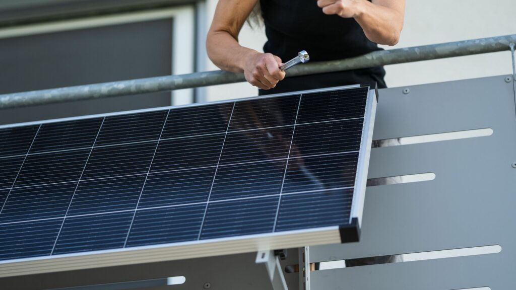 découvrez comment optimiser l'installation de panneaux solaires dans votre copropriété pour réduire vos factures d'énergie et contribuer à un avenir durable. profitez d'astuces et de conseils pour maximiser l'efficacité énergétique de votre bâtiment.