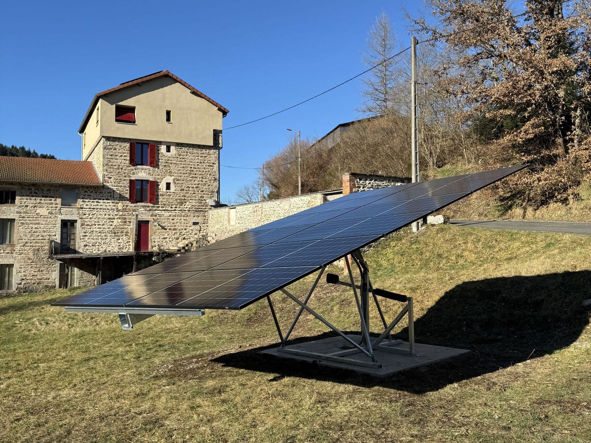 découvrez les panneaux solaires de 2025 : des solutions énergétiques innovantes, durables et performantes pour réduire votre empreinte carbone et réaliser des économies sur vos factures d'électricité. informez-vous sur les dernières avancées technologiques et les aides disponibles pour votre projet d'énergie renouvelable.