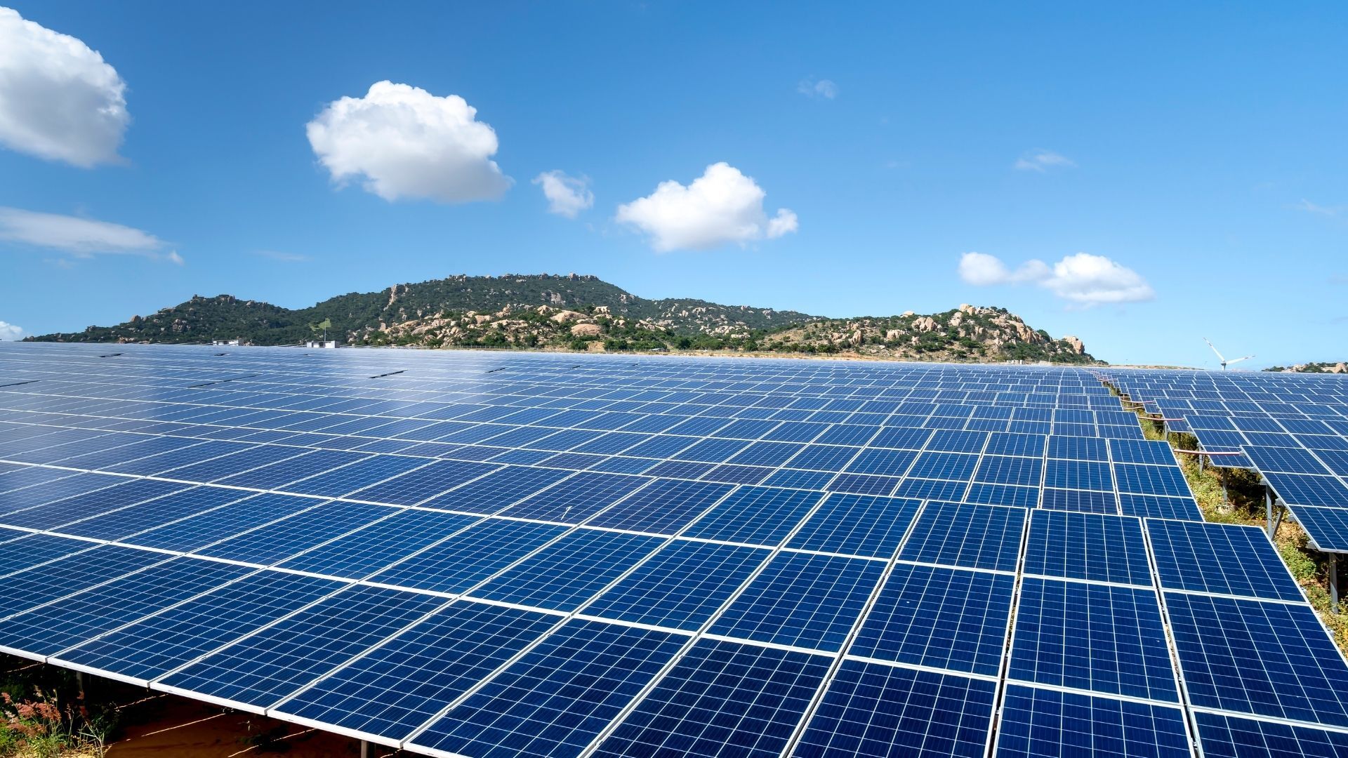 découvrez les avantages des panneaux solaires thermiques pour profiter d'une énergie renouvelable et économique. idéaux pour le chauffage de l'eau et la réduction de votre facture énergétique, nos solutions sont performantes et durables.