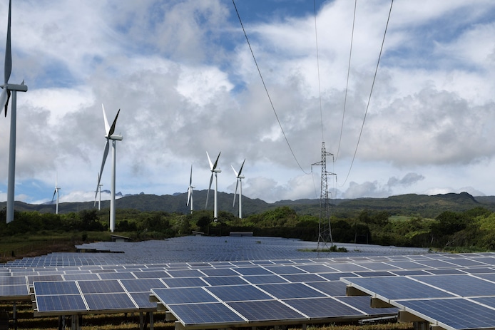 découvrez comment les panneaux photovoltaïques s'intègrent dans un mix énergétique durable, alliant écologie et efficacité. explorez les avantages des énergies renouvelables pour un avenir plus vert.