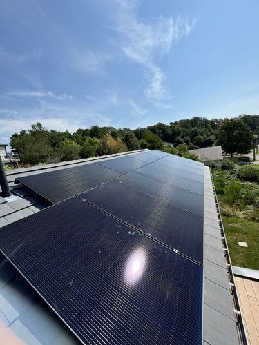 découvrez comment les panneaux solaires peuvent transformer notre avenir vers un développement durable. explorez les avantages écologiques et économiques de l'énergie solaire pour un monde plus vert.