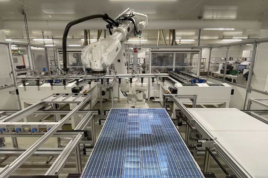 découvrez comment les panneaux solaires contribuent à réduire votre empreinte carbone tout en générant de l'énergie renouvelable. informez-vous sur leur impact écologique et les avantages durables pour un avenir plus vert.