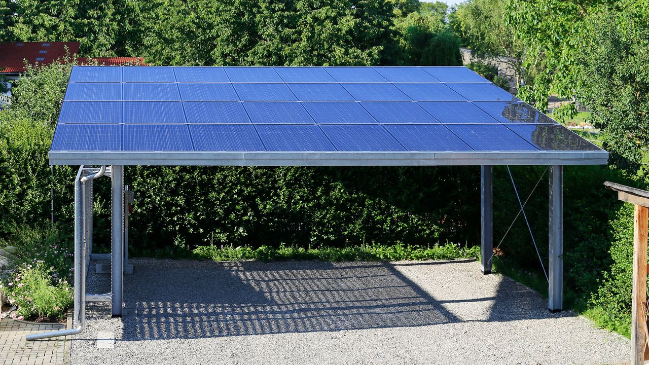 découvrez comment intégrer des panneaux solaires dans votre jardin pour bénéficier d'une énergie durable et écologique. apprenez les meilleures pratiques, les avantages et les conseils d'installation pour transformer votre espace extérieur en un modèle d'énergie renouvelable.