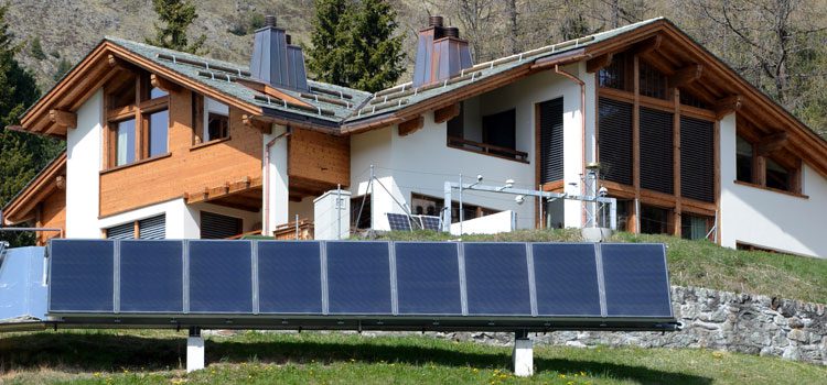 découvrez comment les panneaux solaires peuvent rendre votre maison totalement autonome énergétiquement. explorez les avantages économiques et environnementaux d'une installation solaire, ainsi que des conseils pratiques pour optimiser votre consommation d'énergie.