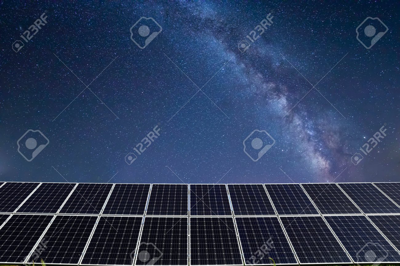 découvrez comment les panneaux solaires fonctionnent la nuit et explorez les technologies innovantes permettant de maximiser votre production d'énergie, même lorsque le soleil se couche. informez-vous sur le stockage de l'énergie et les solutions durables pour un avenir énergétique responsable.