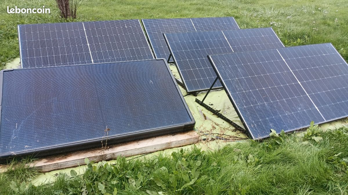découvrez les panneaux solaires à prise, une solution pratique et efficace pour transformer votre énergie solaire en électricité directement utilisable chez vous. idéaux pour les petits espaces, ces dispositifs vous permettent de réduire votre facture d'énergie tout en contribuant à la protection de l'environnement.