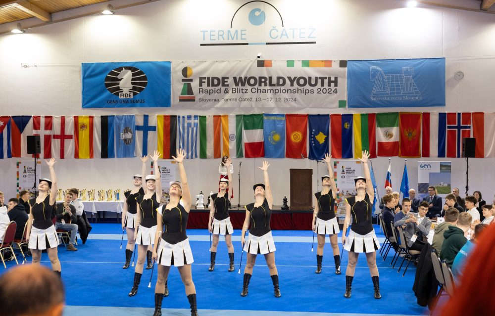 découvrez les performances du groupe blitz, synonyme d'excellence et d'innovation. plongez dans l'univers dynamique de cette entité et explorez ses succès exceptionnels et son impact sur l'industrie.