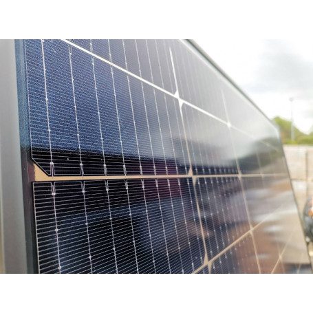 découvrez les performances des panneaux solaires neo solar, alliant technologie avancée et efficacité énergétique. apprenez comment ces solutions innovantes peuvent optimiser votre production d'énergie et réduire vos factures.