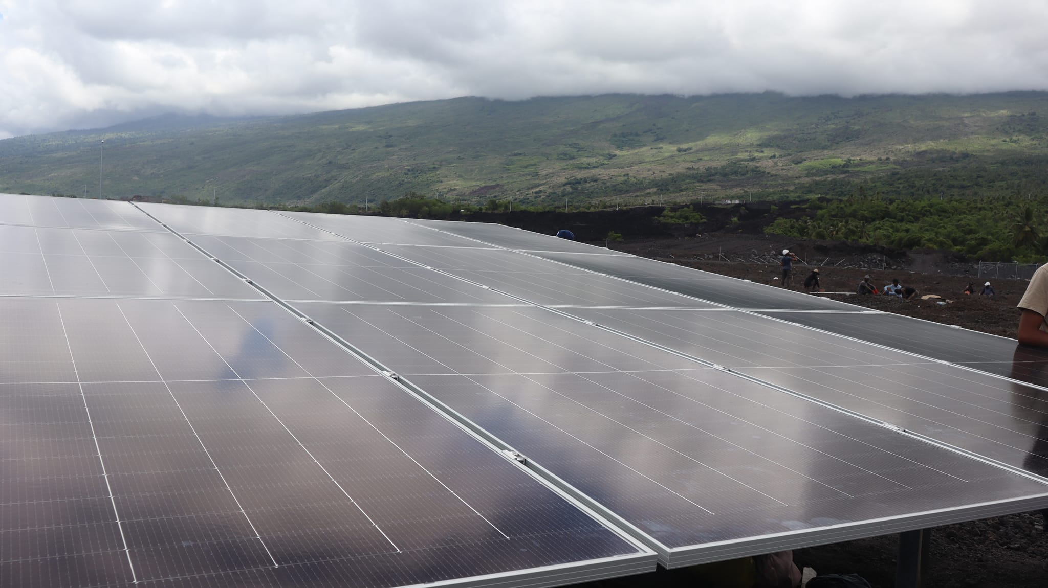 explorez les perspectives photovoltaïques : découvrez les dernières innovations, tendances et opportunités du secteur de l'énergie solaire, ainsi que son impact sur l'environnement et l'économie.