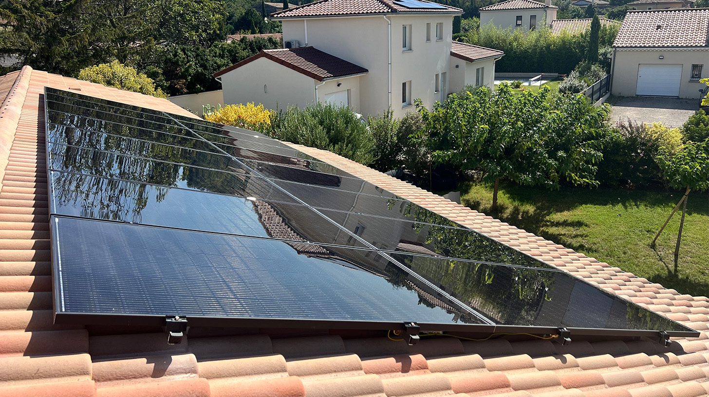 découvrez les perspectives photovoltaïques, un aperçu des dernières innovations et tendances dans le secteur de l'énergie solaire. explorez les avantages du photovoltaïque pour un avenir durable et les technologies émergentes qui transforment notre consommation d'énergie.