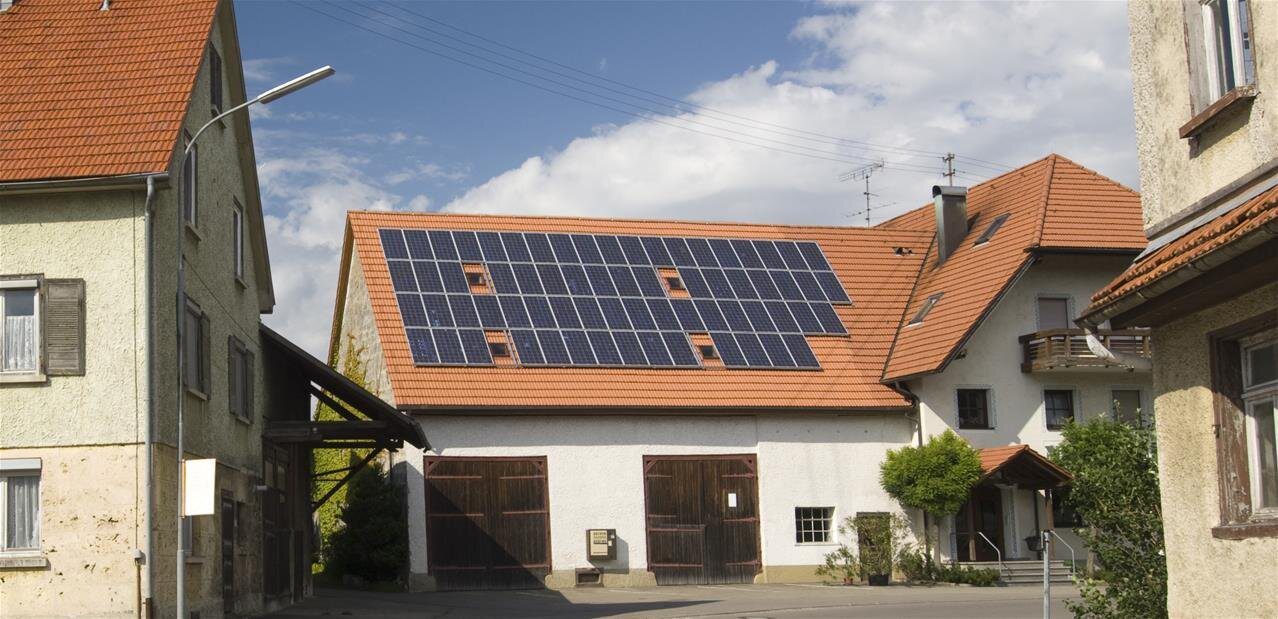découvrez comment un système photovoltaïque de 9 kw peut rendre votre investissement rentable. profitez d'économies significatives sur vos factures d'électricité tout en contribuant à la transition énergétique. informez-vous sur les avantages fiscaux et les solutions de financement disponibles.