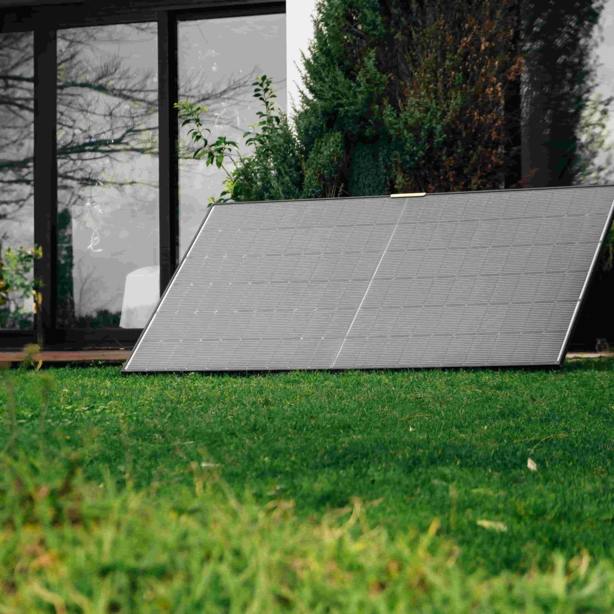 découvrez les prix des panneaux photovoltaïques en 2023. comparez les offres, bénéficiez des aides financières et optimisez votre investissement pour une énergie durable et économique.