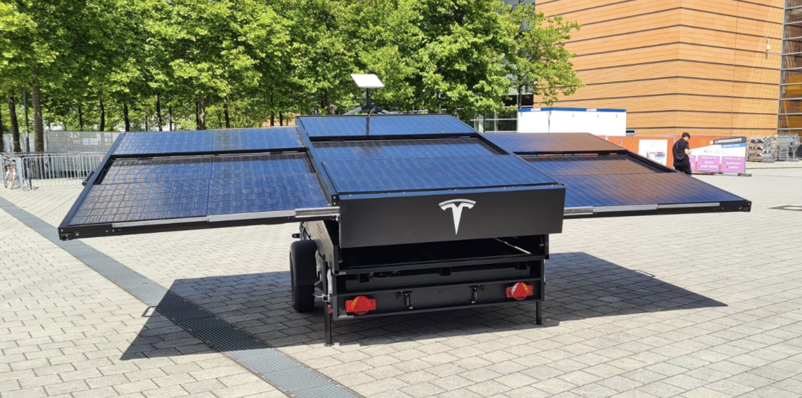 découvrez les prix des panneaux solaires tesla et leur impact sur votre facture d'électricité. comparez les modèles, les caractéristiques et les avantages pour faire le meilleur choix pour votre maison.