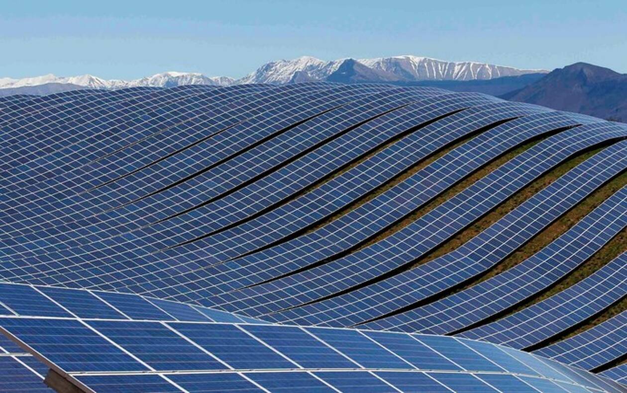 découvrez les projets photovoltaïques mondiaux qui transforment l'énergie solaire en solutions durables. explorez les innovations, les tendances et l'impact de l'énergie renouvelable sur l'environnement et l'économie.