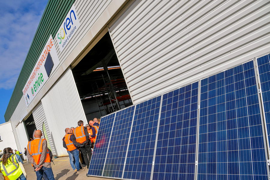 découvrez tout ce qu'il faut savoir sur la recyclabilité des panneaux photovoltaïques. apprenez comment ces dispositifs solaires peuvent être recyclés efficacement pour réduire leur impact environnemental et favoriser la durabilité énergétique.