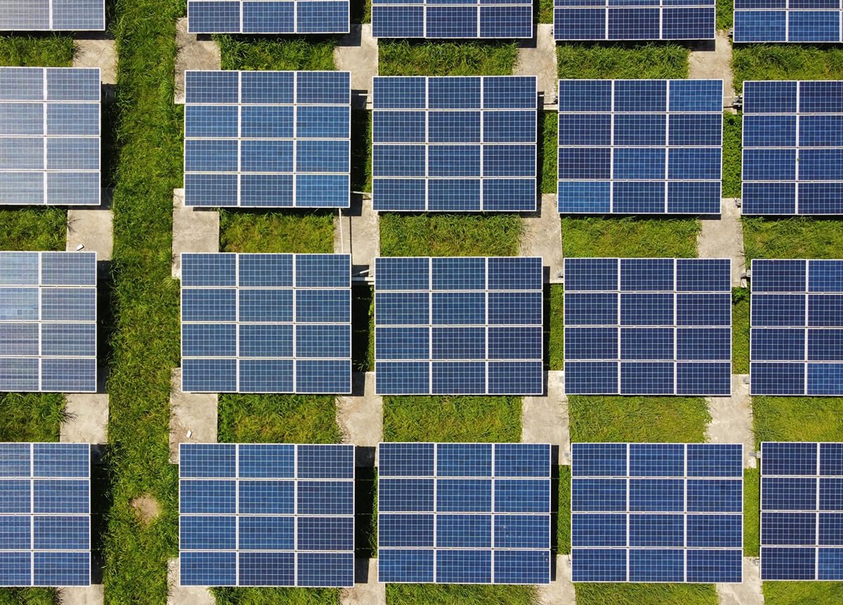 découvrez comment simuler l'installation de panneaux solaires avec edf. évaluez votre potentiel solaire, calculez votre production d'énergie et optimisez vos économies grâce à notre outil de simulation facile à utiliser.