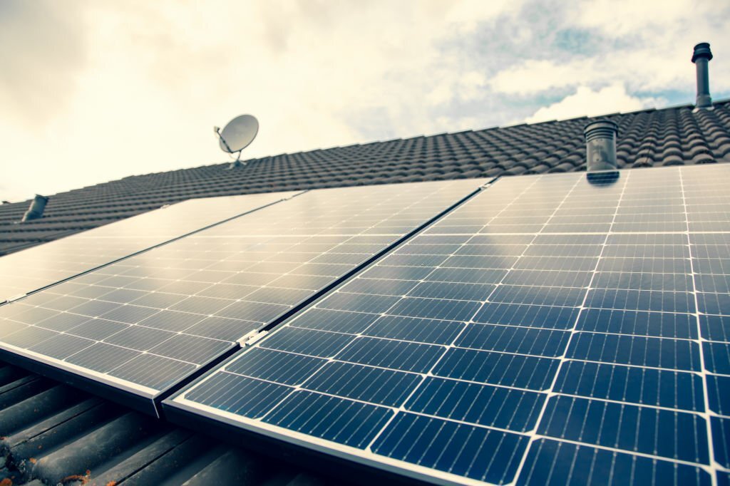 découvrez les avantages des panneaux solaires 400w : performance optimale, économies d'énergie, respect de l'environnement et rentabilité à long terme. optez pour une solution énergétique durable et efficace.