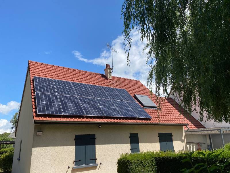 découvrez les avantages des panneaux solaires soluxtec : efficacité énergétique, durabilité, et économies sur vos factures d'électricité. optez pour une énergie renouvelable de qualité tout en préservant l'environnement.