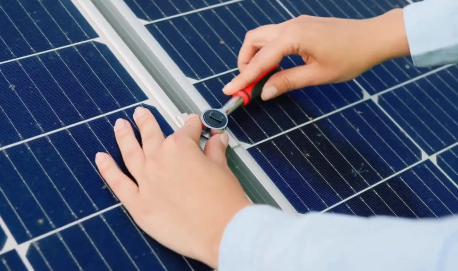 découvrez comment économiser efficacement grâce aux panneaux solaires. optimisez votre consommation d'énergie, réduisez vos factures et contribuez à un avenir durable en investissant dans des solutions solaires adaptées à vos besoins.