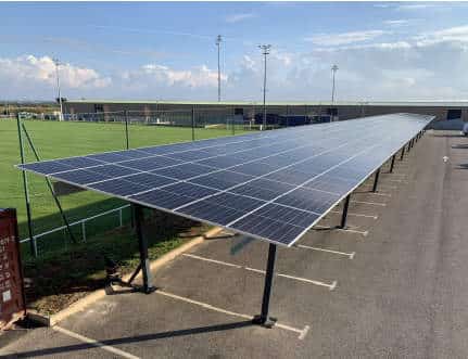 découvrez comment l'énergie solaire photovoltaïque façonne l'avenir des entreprises en offrant des solutions durables et efficaces. explorez les avantages économiques et environnementaux de l'innovation solaire pour un monde professionnel plus vert.