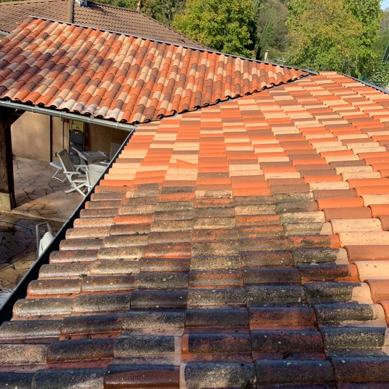 découvrez comment évaluer efficacement l'état de votre toit. obtenez des conseils pratiques et des astuces pour identifier les problèmes, estimer les coûts de réparation et garantir la durabilité de votre toiture.