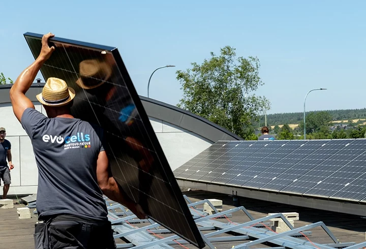 découvrez notre guide complet pour choisir les panneaux solaires adaptés à vos besoins. explorez les critères essentiels, comparez les performances et optimisez votre investissement en énergie renouvelable.