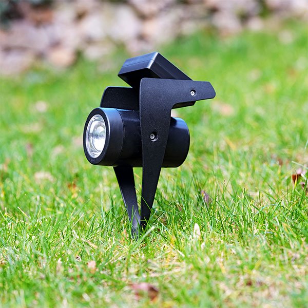 découvrez comment aménager un jardin solaire pour profiter d'un espace extérieur agréable et durable. apprenez à choisir des plantes adaptées à la lumière du soleil, à intégrer des solutions d'énergie renouvelable et à créer un oasis écologique qui valorise votre propriété.