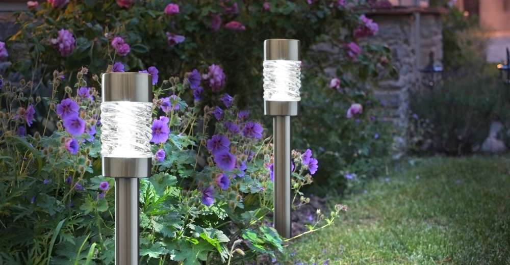 découvrez le jardin solaire, un espace innovant alliant nature et énergie renouvelable. apprenez à concevoir un jardin éco-responsable, rempli de plantes qui prospèrent grâce à l'énergie du soleil, tout en contribuant à la protection de l'environnement.