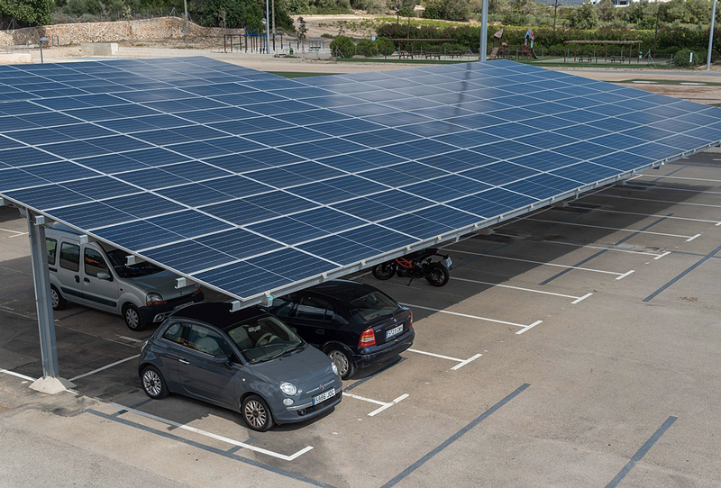 découvrez les lois régissant l'installation et l'utilisation des panneaux photovoltaïques en france. informez-vous sur les subventions, les avantages fiscaux et les normes à respecter pour optimiser votre projet d'énergie solaire.