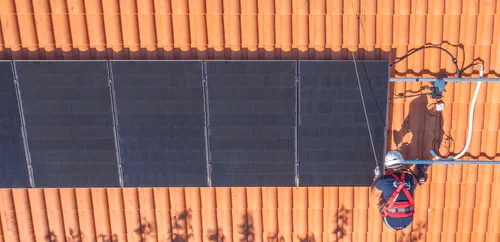 découvrez les opportunités de primes pour l'installation de panneaux solaires en wallonie. profitez d'aides financières pour réduire vos coûts énergétiques tout en contribuant à la transition écologique. informez-vous sur les conditions d'éligibilité et commencez à économiser sur votre facture d'électricité grâce à l'énergie solaire.
